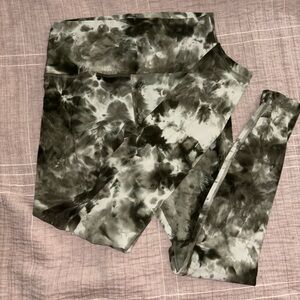 Lululemon leggings - great condition